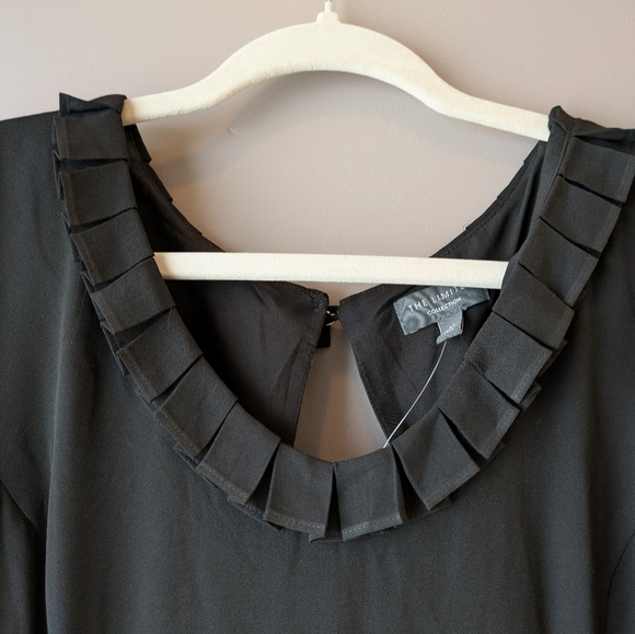 The Limited Collection Black Chiffon Dress sz M NWT - Picture 5 of 15